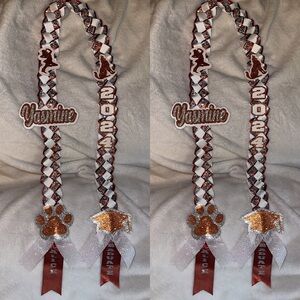 Custom graduation lei